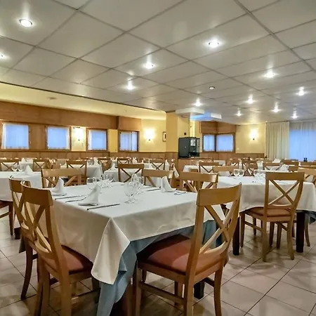 Hotel Viella Ξενοδοχείο